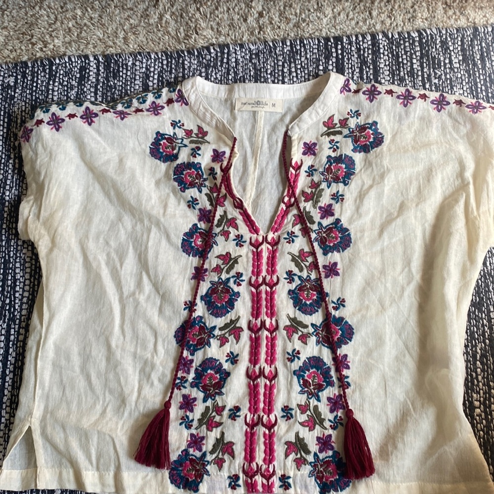 Natural Life peasant tee